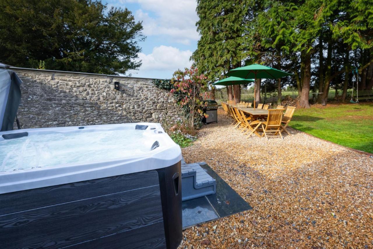 Topside House - Beautiful 7 Bedroom House With Hottub Wifi And Parking Near Bath Wells Frome Oakhill Exteriér fotografie