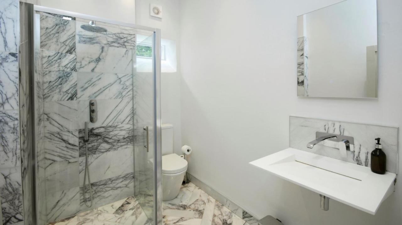 Topside House - Beautiful 7 Bedroom House With Hottub Wifi And Parking Near Bath Wells Frome Oakhill Exteriér fotografie